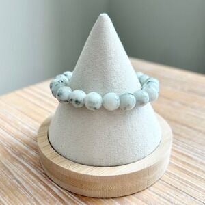 White Howlite Gemstone Beaded Stretch Bracelet